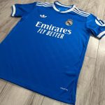 Adidas Men's Blue and White Shirt - Image 6