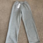 Alo Yoga Men's Grey Sweatshirt - Image 4