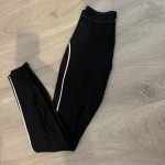 Alo Yoga Women's Black Leggings